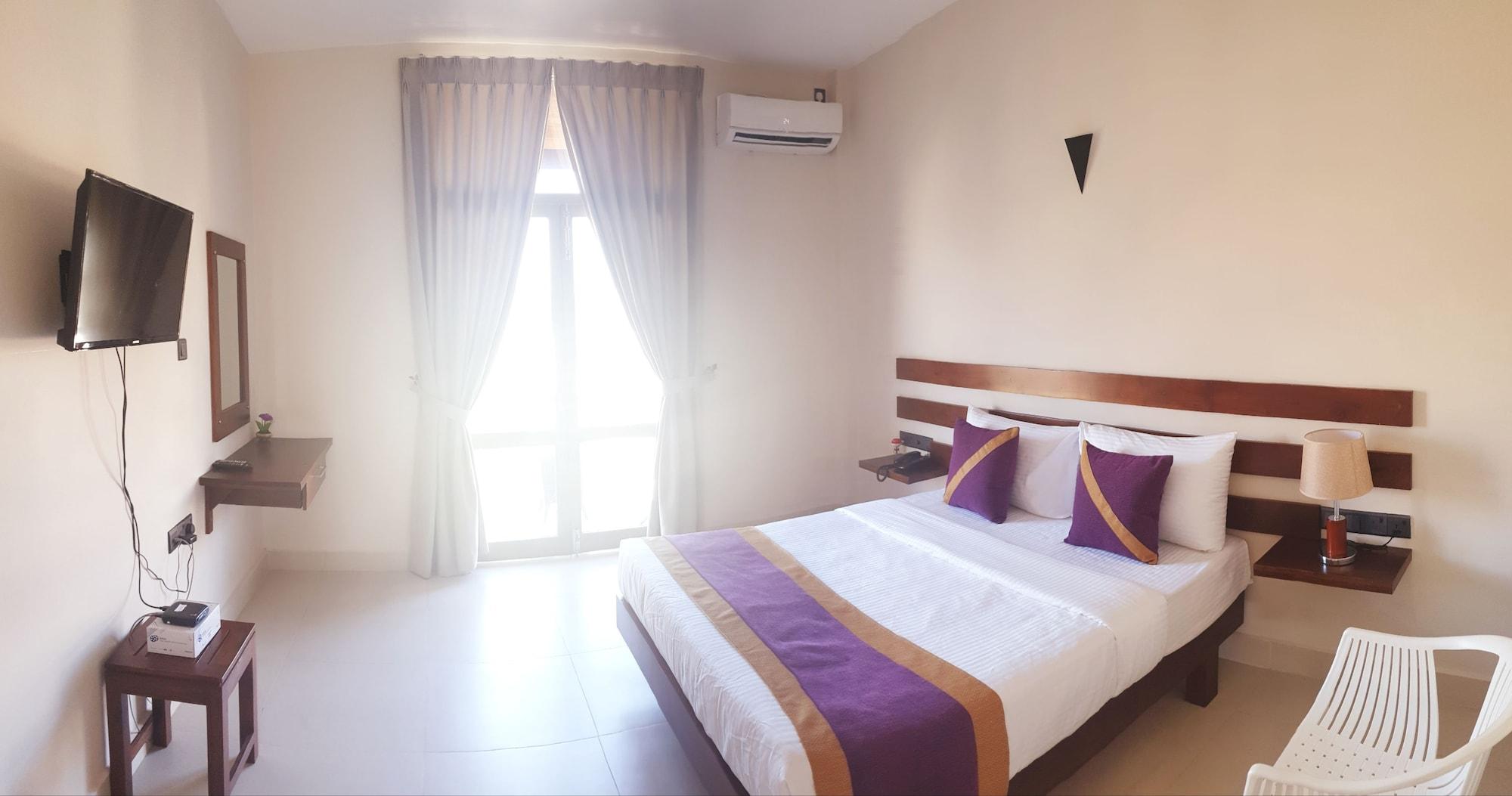 Hive 68 - Hotel And Resorts Negombo Extérieur photo