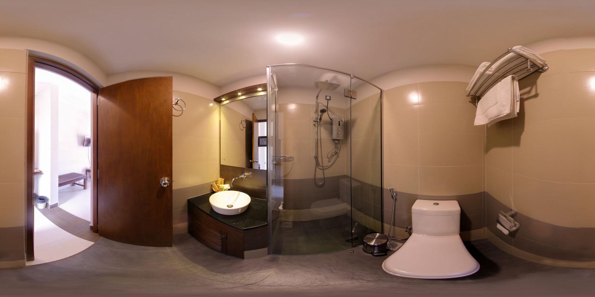 Hive 68 - Hotel And Resorts Negombo Extérieur photo