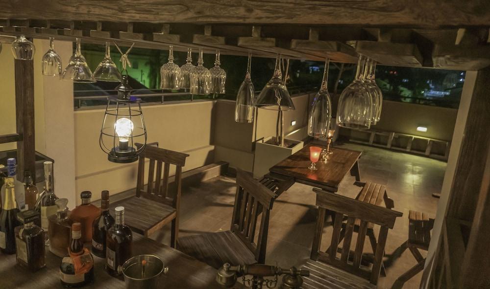 Hive 68 - Hotel And Resorts Negombo Extérieur photo