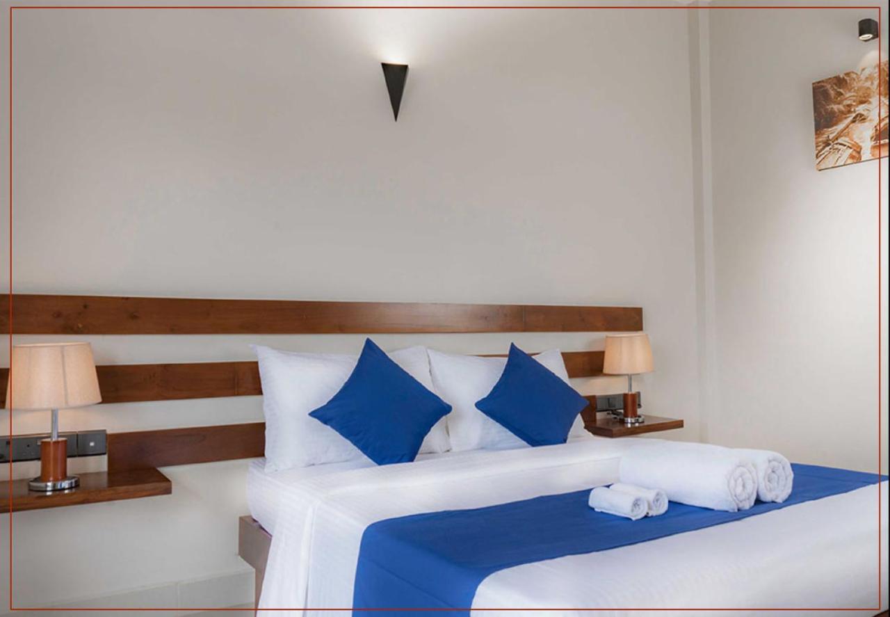 Hive 68 - Hotel And Resorts Negombo Extérieur photo