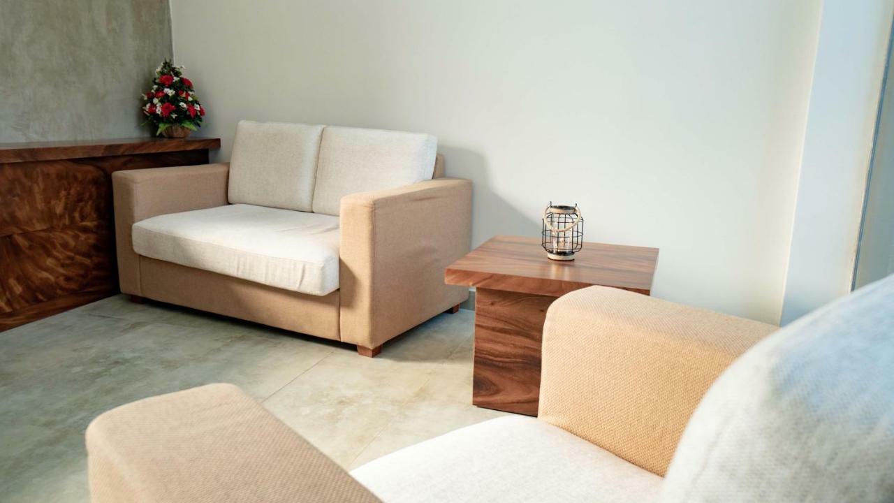 Hive 68 - Hotel And Resorts Negombo Extérieur photo